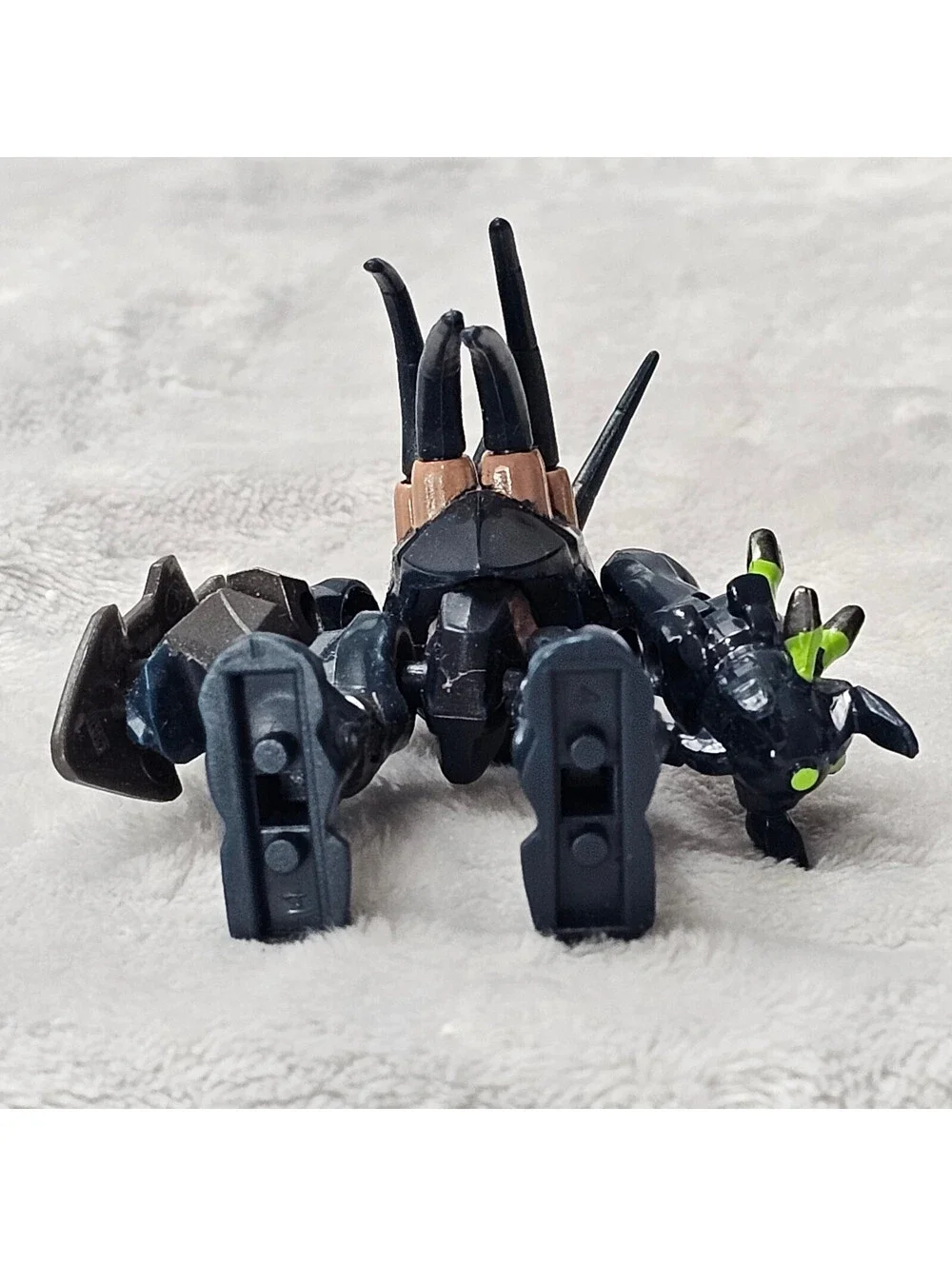 Halo Mega Bloks Construx Covenant Hunter Micro Action Figure Blue Shield Horns